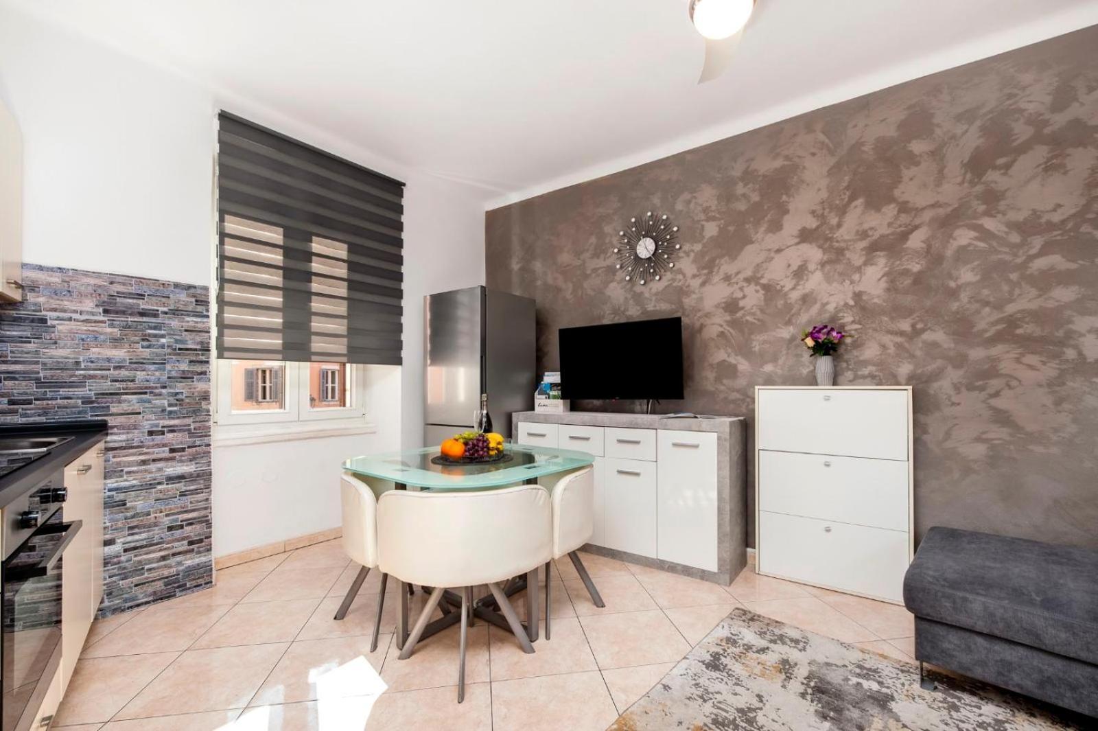 Apartment Rogic Rovinj Luaran gambar