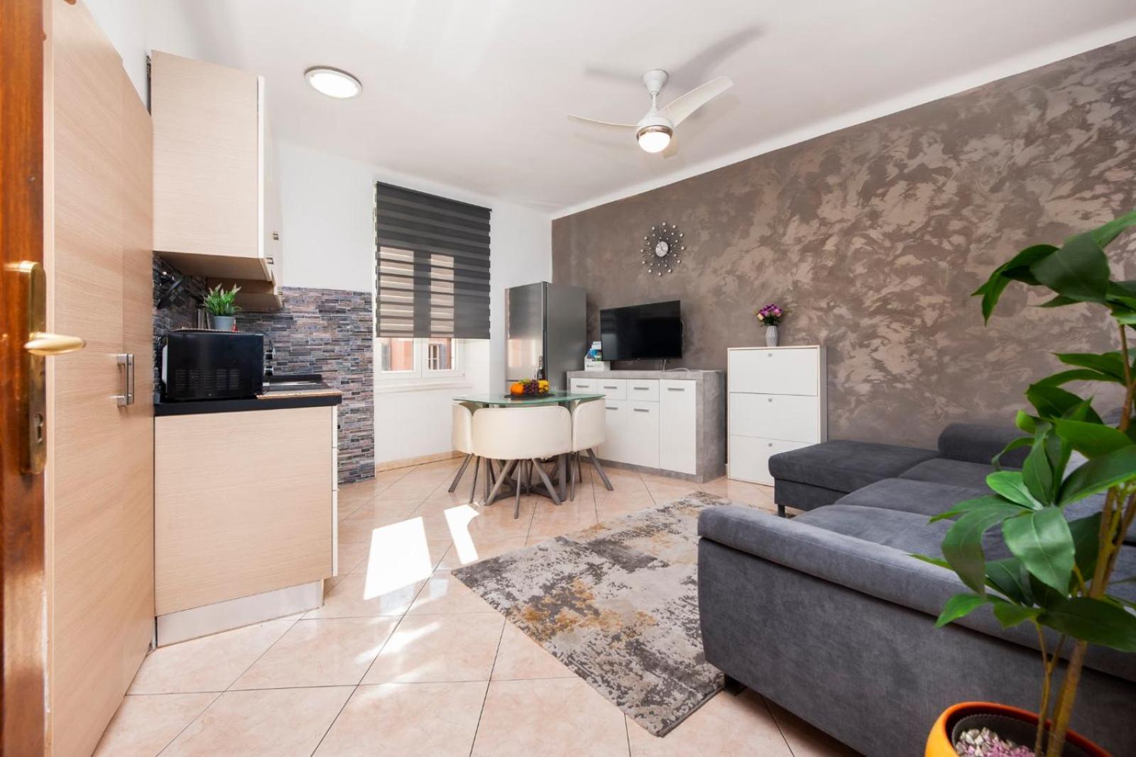 Apartment Rogic Rovinj Luaran gambar